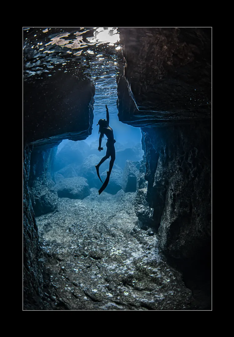 Two-Worlds.webp Two worlds - Imagen 1